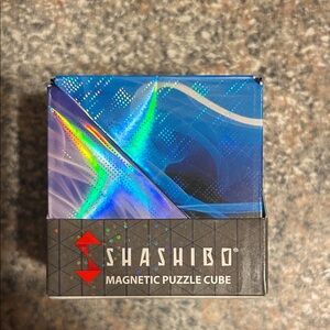 SHASHI Magnetic Puzzle Cube - Blue and Purple